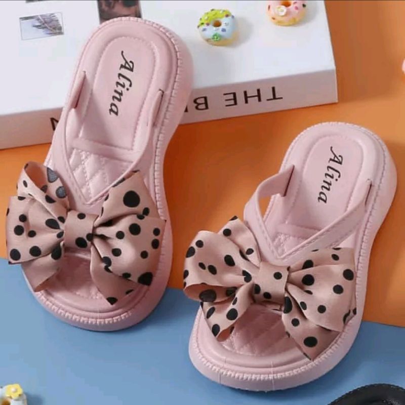 Sandal import anak perempuan Sandal terbaru pita polkadot wanita Sendal karet trendy kekinian