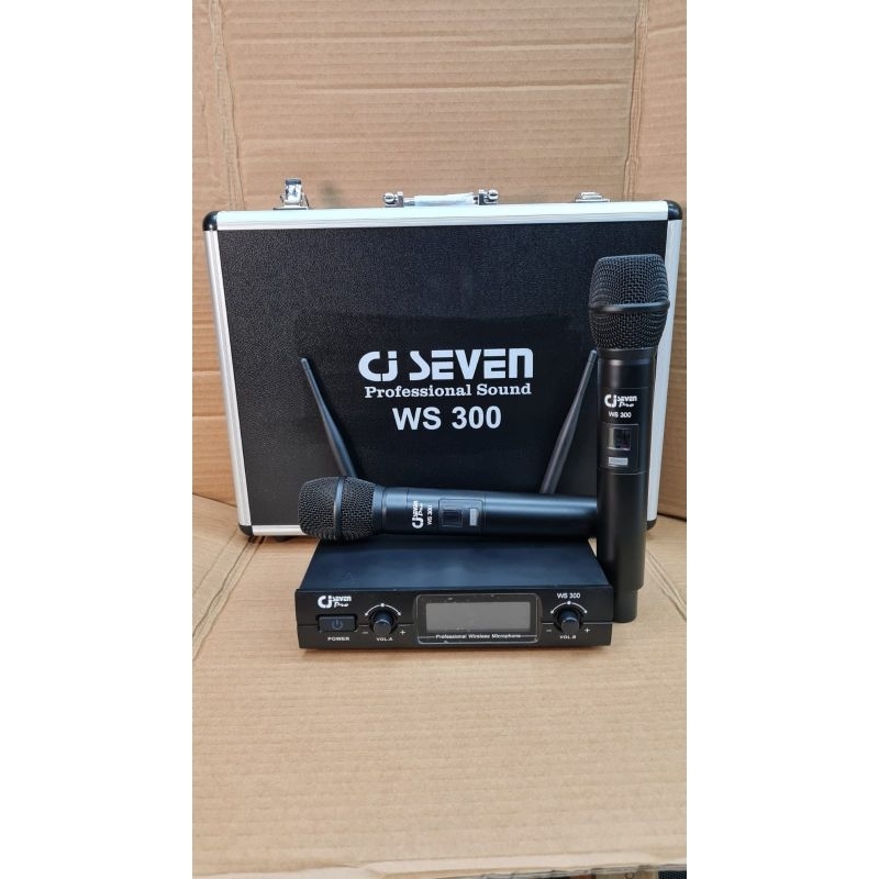 mic wireless Cj Seven WS-300, 2 mic pegang UHF ,koper , garansi .