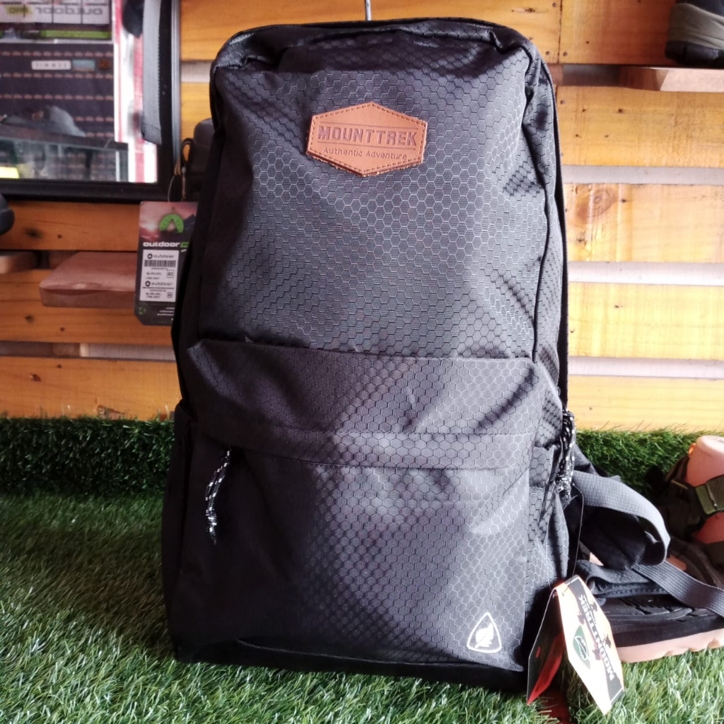 daypack mount trek 20 liter