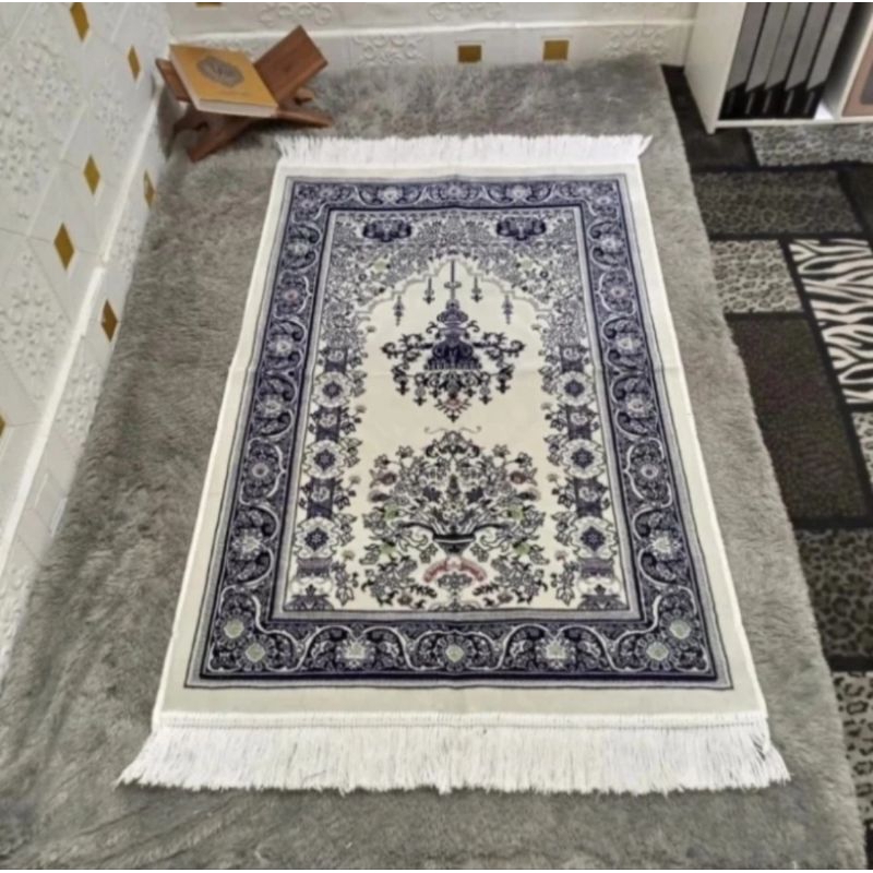 sajadah tebal bludru putih halus sajadah Turki tebal