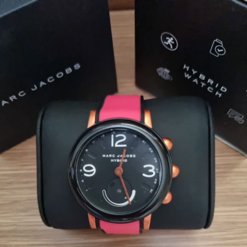 Jam tangan Marc Jacobs Hybrid  smart watch preloved