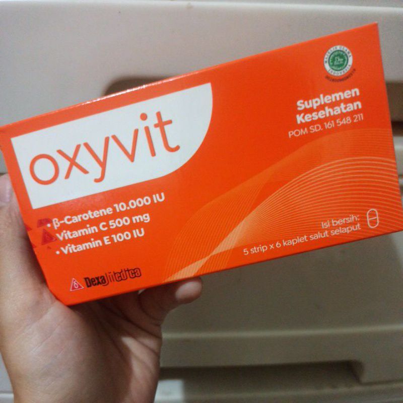 Oxyvit C+ Vitamin C 500mg E 100iu box 30 strip 6 kaplet antioksidan kolagen