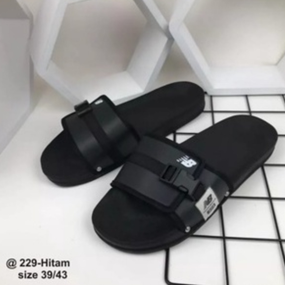 TERLARIS Sandal Slop Pria Fashion Slip On Dewasa Anti Slip Terbaru 2023-N.B Sintetis