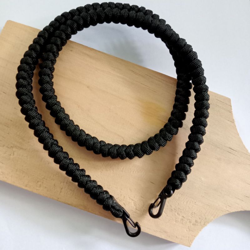 

Lanyard Gantungan ID Card Full Anyam Paracord