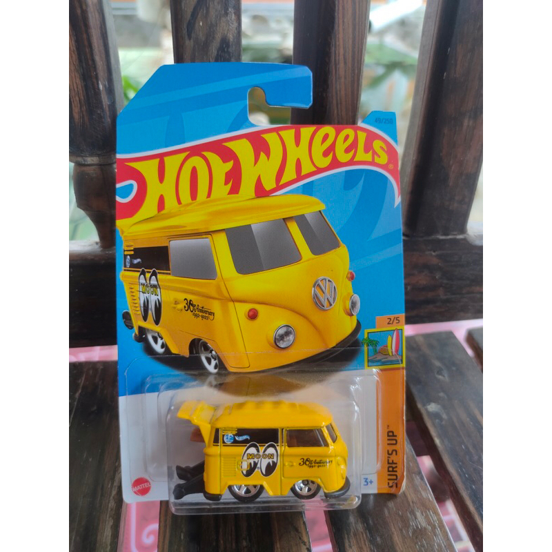 Hotwheels Kool kombi moon eyes