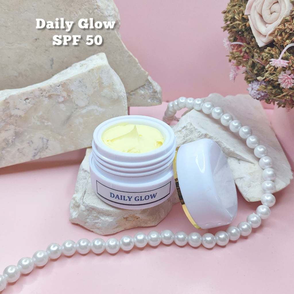 Daily Glow/Cream Siang Glowing kuning