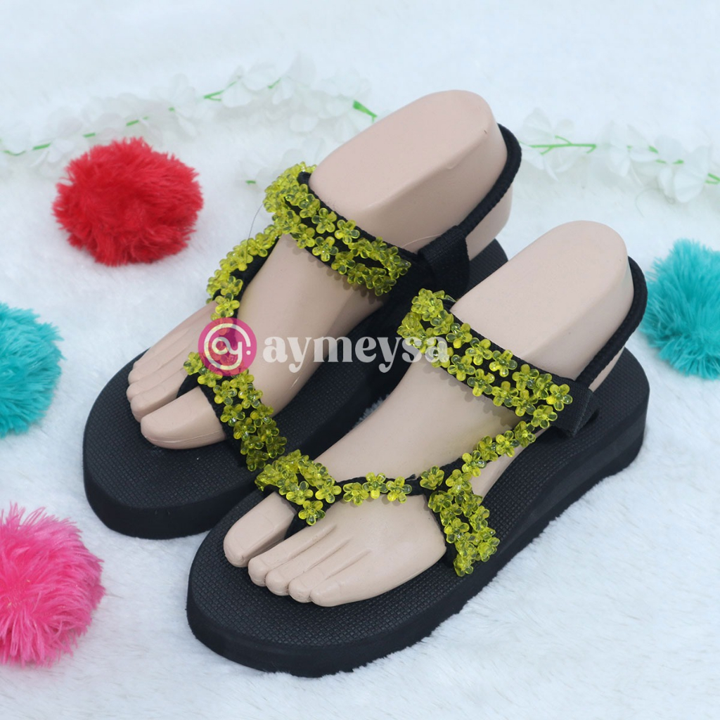 BERDY (Beads Sandal - Sandal Mote/Manik Sakura Wanita) Tinggi 3cm Sendal Wanita Tali Manik Mote Sandal Tali Unik dan Elegant Terbaru 2023