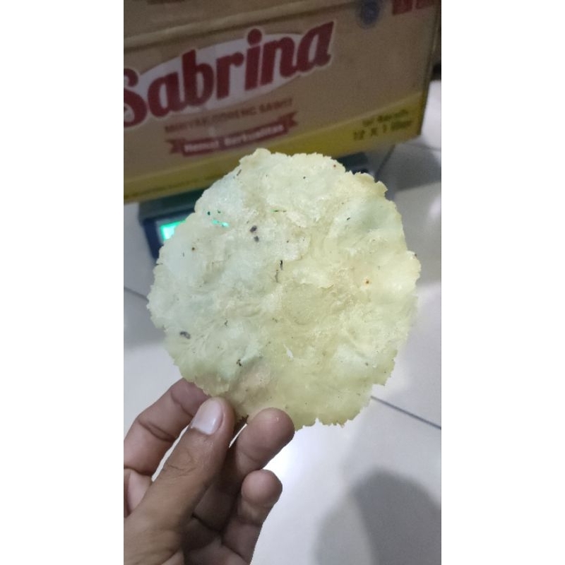 

emping melinjo mentah ukuran biji7 berat 1kg
