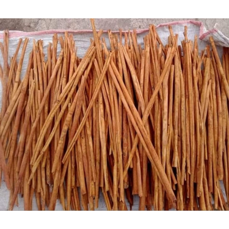

kayumanis STIK UTUH 1kg grade A