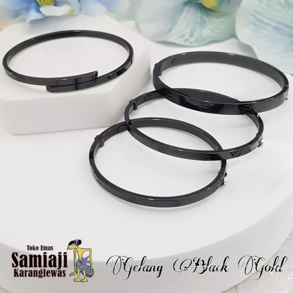 Gelang crtr black gold