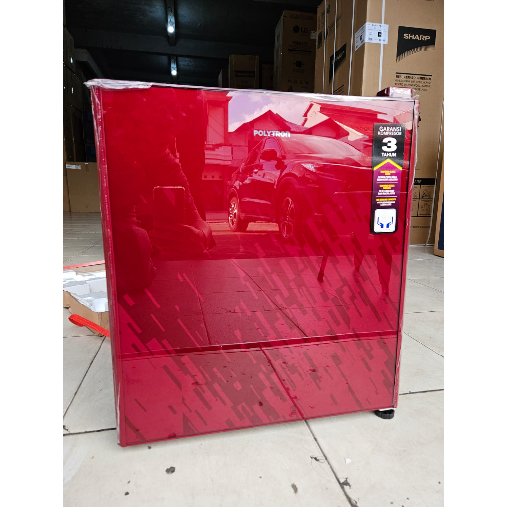 POLYTRON KULKAS MINI PRH 51R / PRH-51R RED