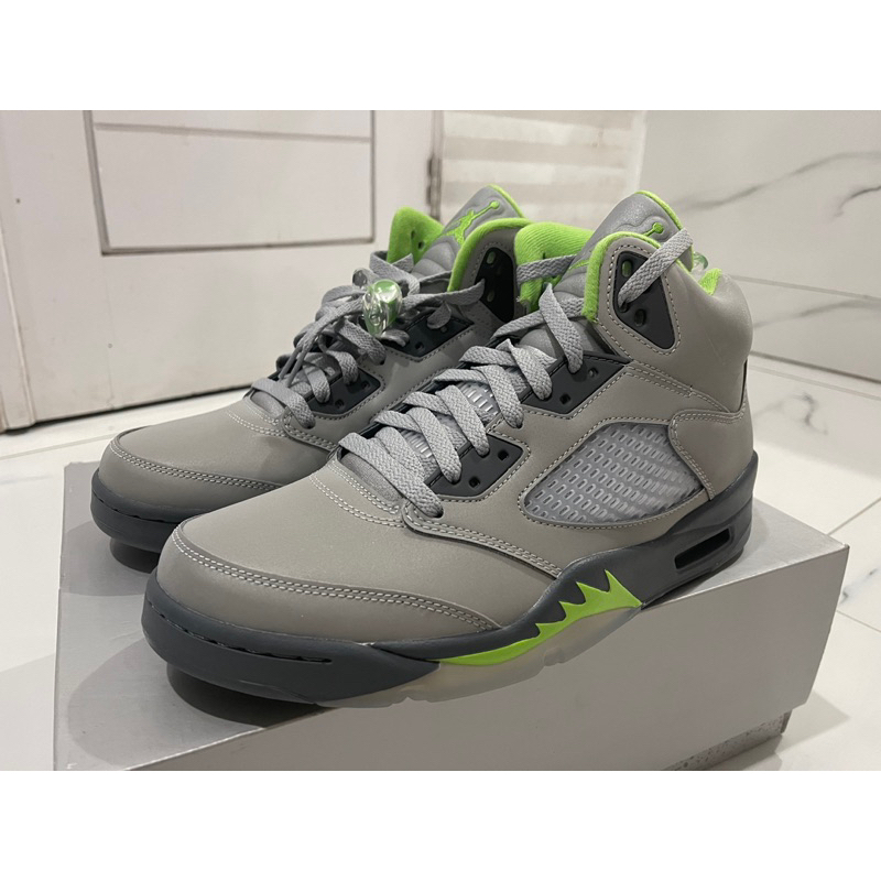 Sepatu Basket NIKE AIR JORDAN 5 RETRO BNIB Size 43 Original