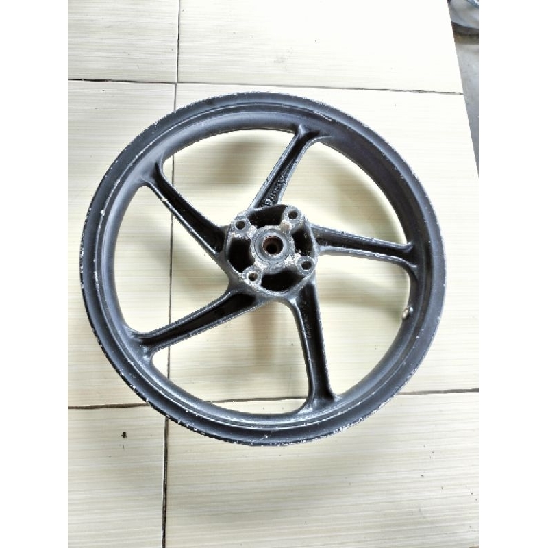 velg depan Vario 125 old KZR