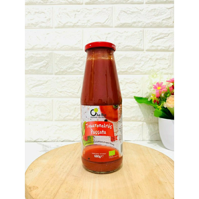 

organic tomato passata OLA BIO 680gr