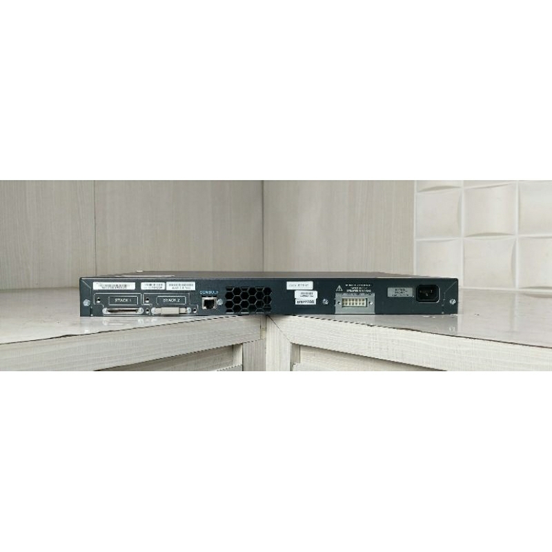 Cisco Catalyst 3750G Series PoEWS-C3750G-24PS-S V08