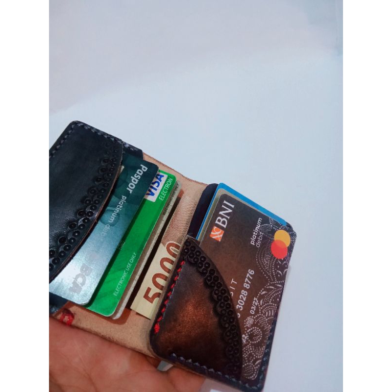 dompet kartu minimalis dompet embos etnik dompet kulit sapi asli dompet handmade dompet slim dompet simple dompet vintage dompet mini dompet hitam dompet
