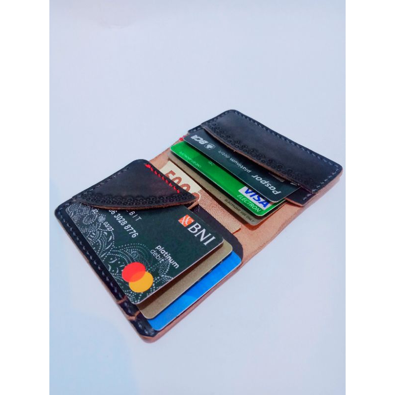 dompet kartu minimalis dompet embos etnik dompet kulit sapi asli dompet handmade dompet slim dompet simple dompet vintage dompet mini dompet hitam dompet