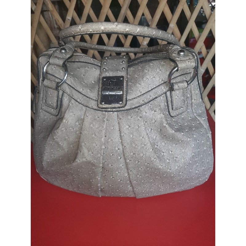 Guess Hobo bag preloved