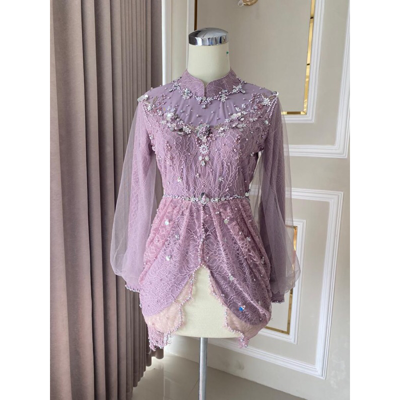 KEBAYA LAMARAN KEBAYA WISUDA | Preloved Kebaya Wisuda Preloved Kebaya Lamaran sewa kebaya wisuda war