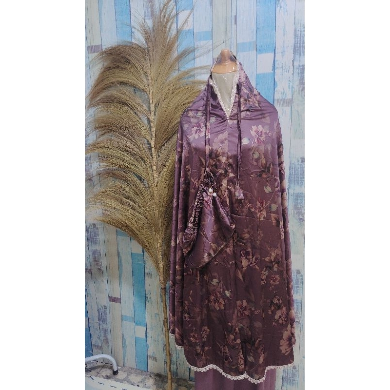 Mukenah Armani Silk Motif