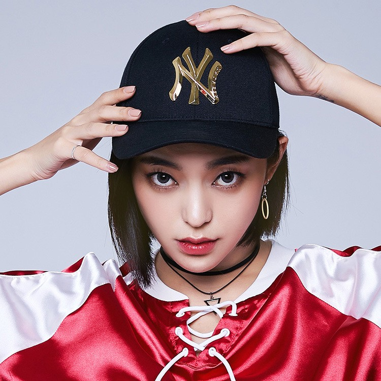 Topi Baseball Cap IMPORT NY New York Yankees Black Gold Metal Hitam Emas MLB