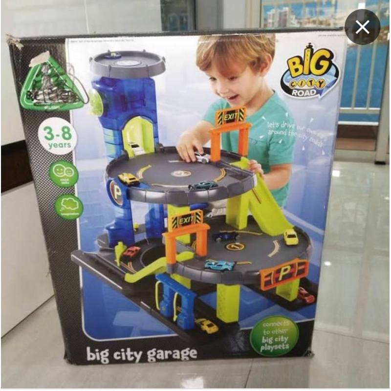 ELC Big City Garage (PreLoved)