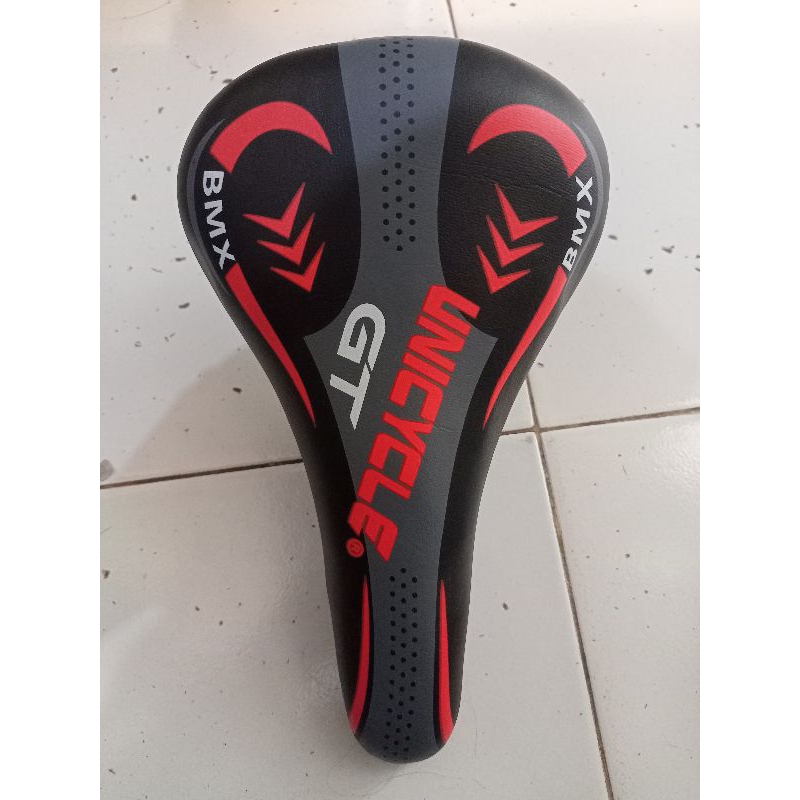 sadel sepeda bmx