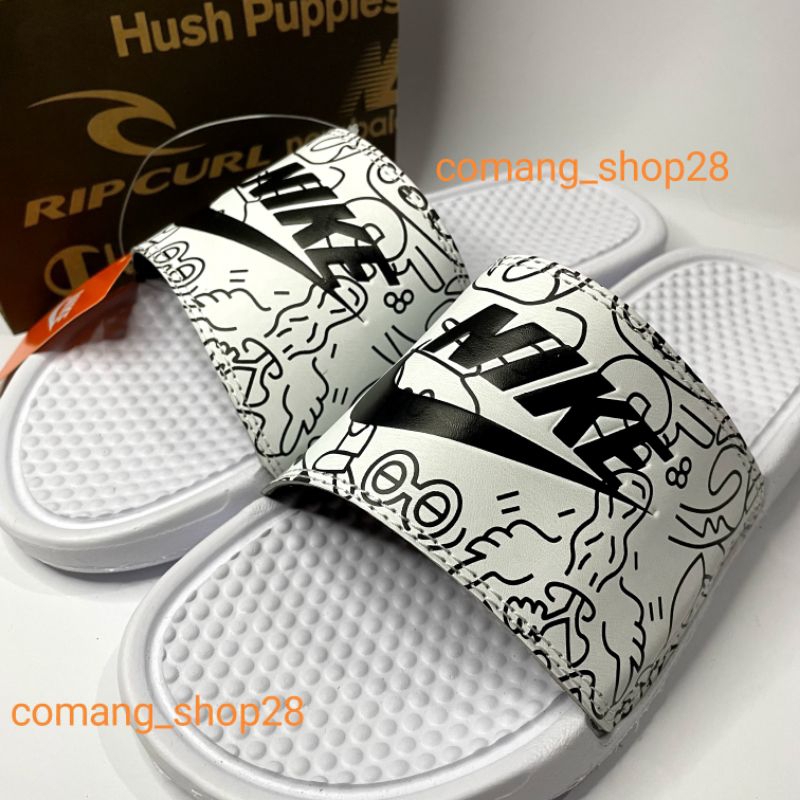 Sandal Sendal Slop Selop Slip On Slide Pria Wanita Cowok Cewek Laki Laki Casual Kekinian NK Full Putih Grafiti