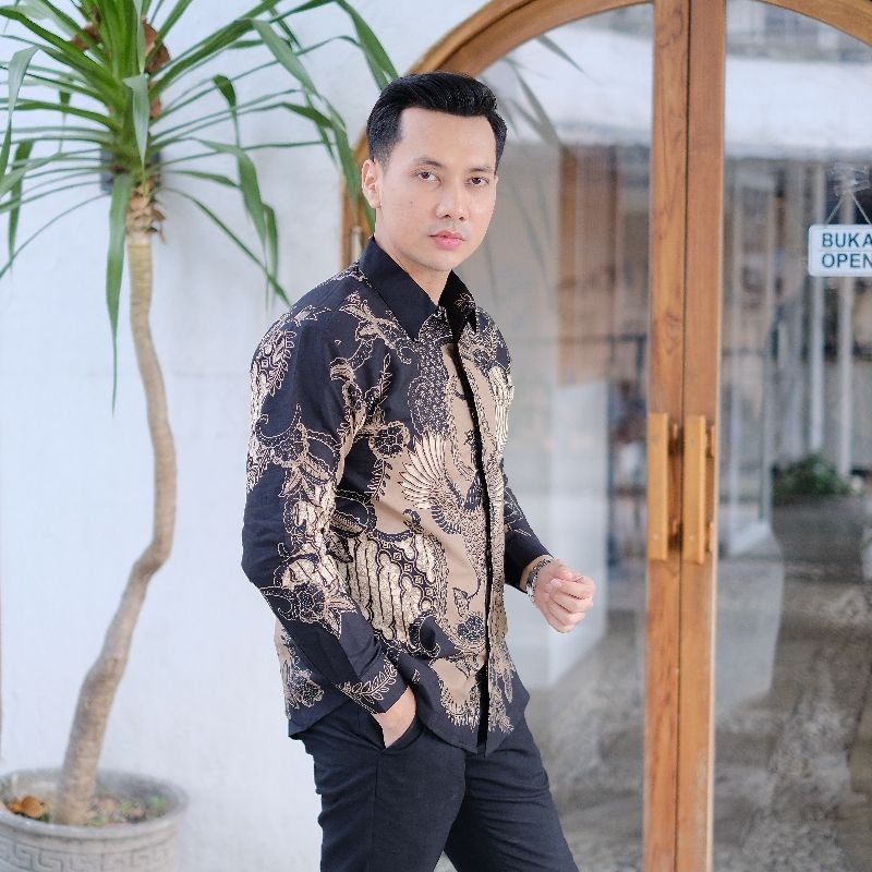 Kemeja Batik Pria Lengan Panjang Slimfit Bahan Katun Halus Baju Cowok Kekinian Modern Lapis Furing