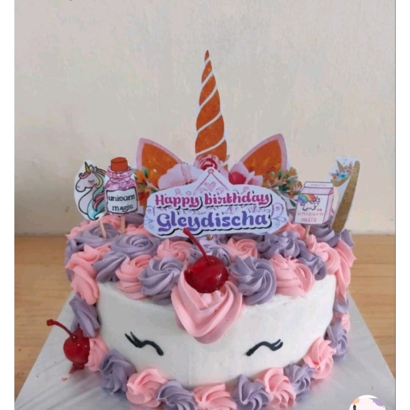 

Kue Ulang Tahun Unicorn Topper / Birthday Cake Bisa Request Karakter