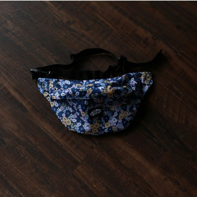 Endarfootwear - Vans Waistbag Floral Blue