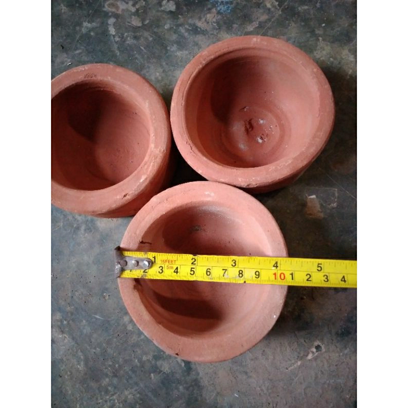 Tempat Makan Kelinci / Gerabah wadah pakan / (D10cm)