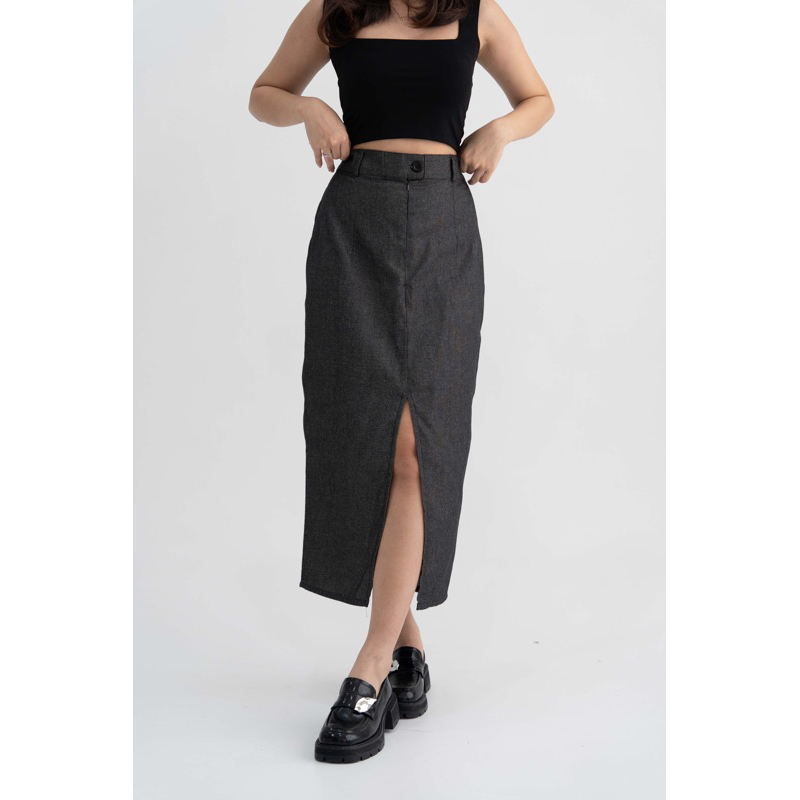 IWEARGRACIE - OLIVER DENIM SLIT SKIRT / ROK WANITA / ROK KERJA / ROK MIDI