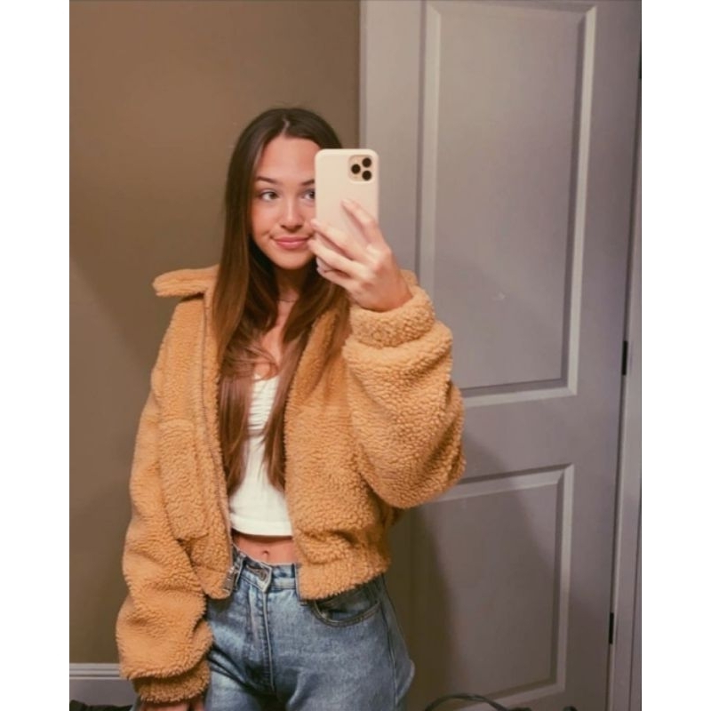 uo cropped teddy urban outfitters sherpa jacket jaket