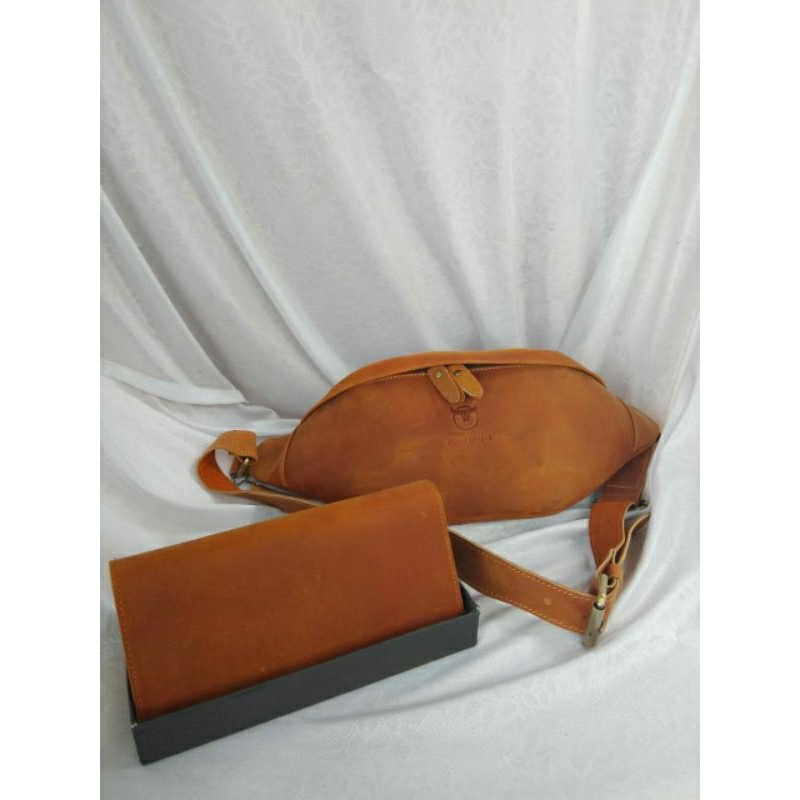 WB dan Dompet kulit asli