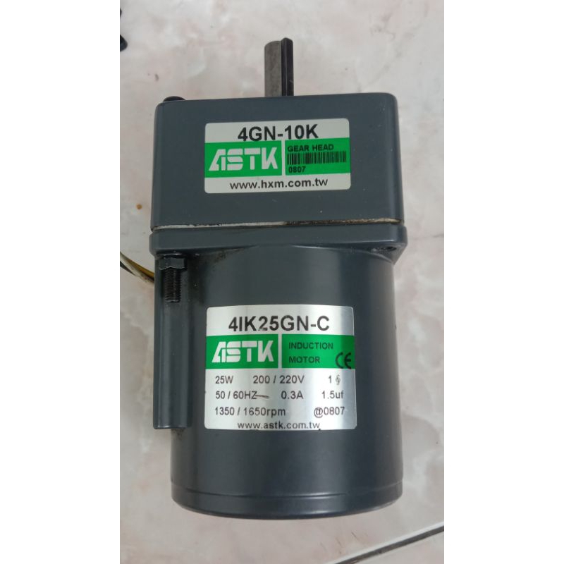 ASTK MOTOR GEARBOK 220V 25WATT RATIO 1 : 10 135RPM