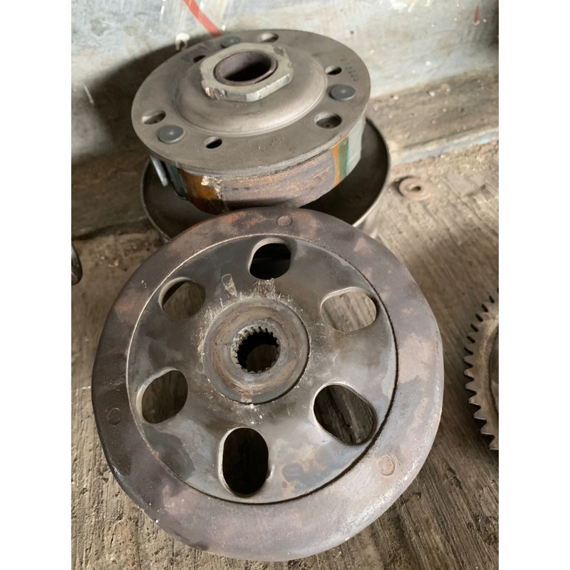 Pully ganda beat fi aman kampas tebel