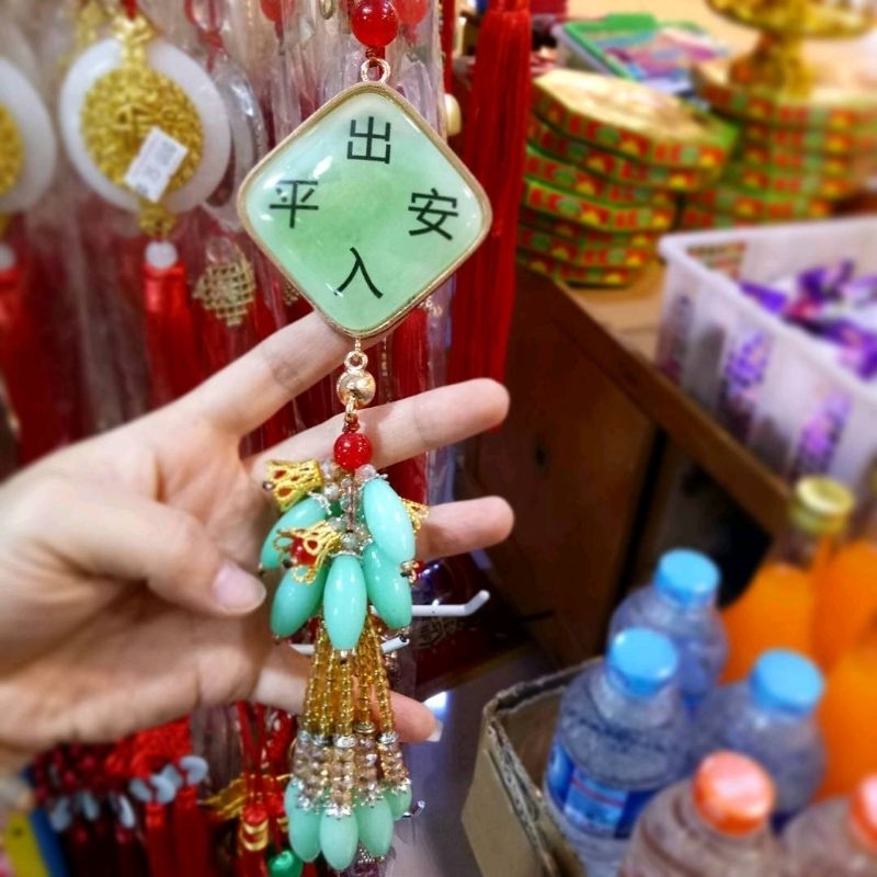 Gantungan pintu /gantungan mobil /hiasan mobil /accessories /gantungan hias /souvenir /hadiah /kado