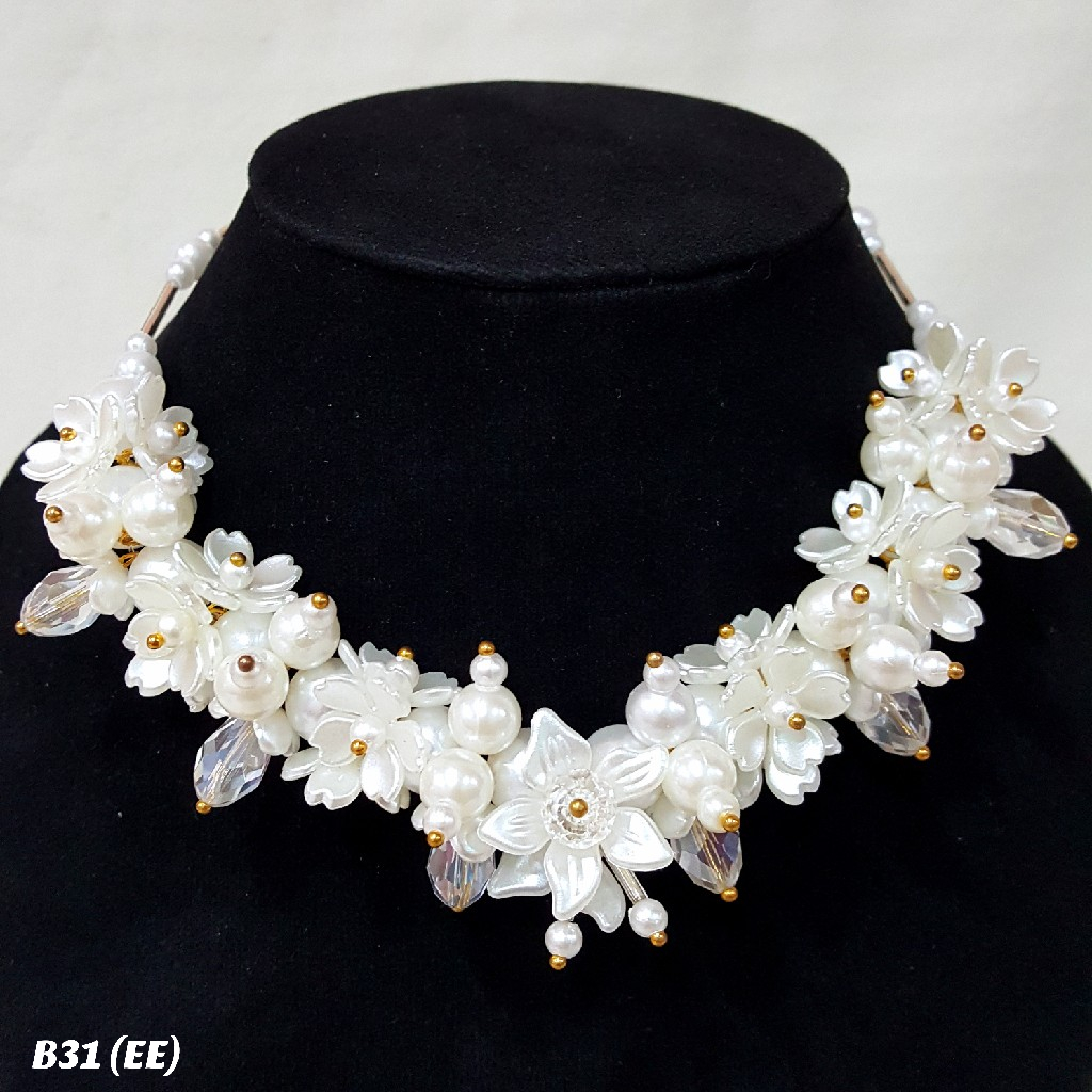 Kalung Hijab Beads Necklace Crystal Kalung Kondangan Kelopak Bunga - KH016