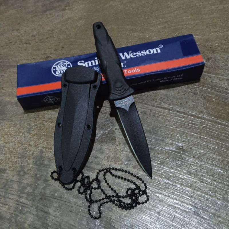 Pisau Bushcrhft Survival kit Outdoor Smith Wesson