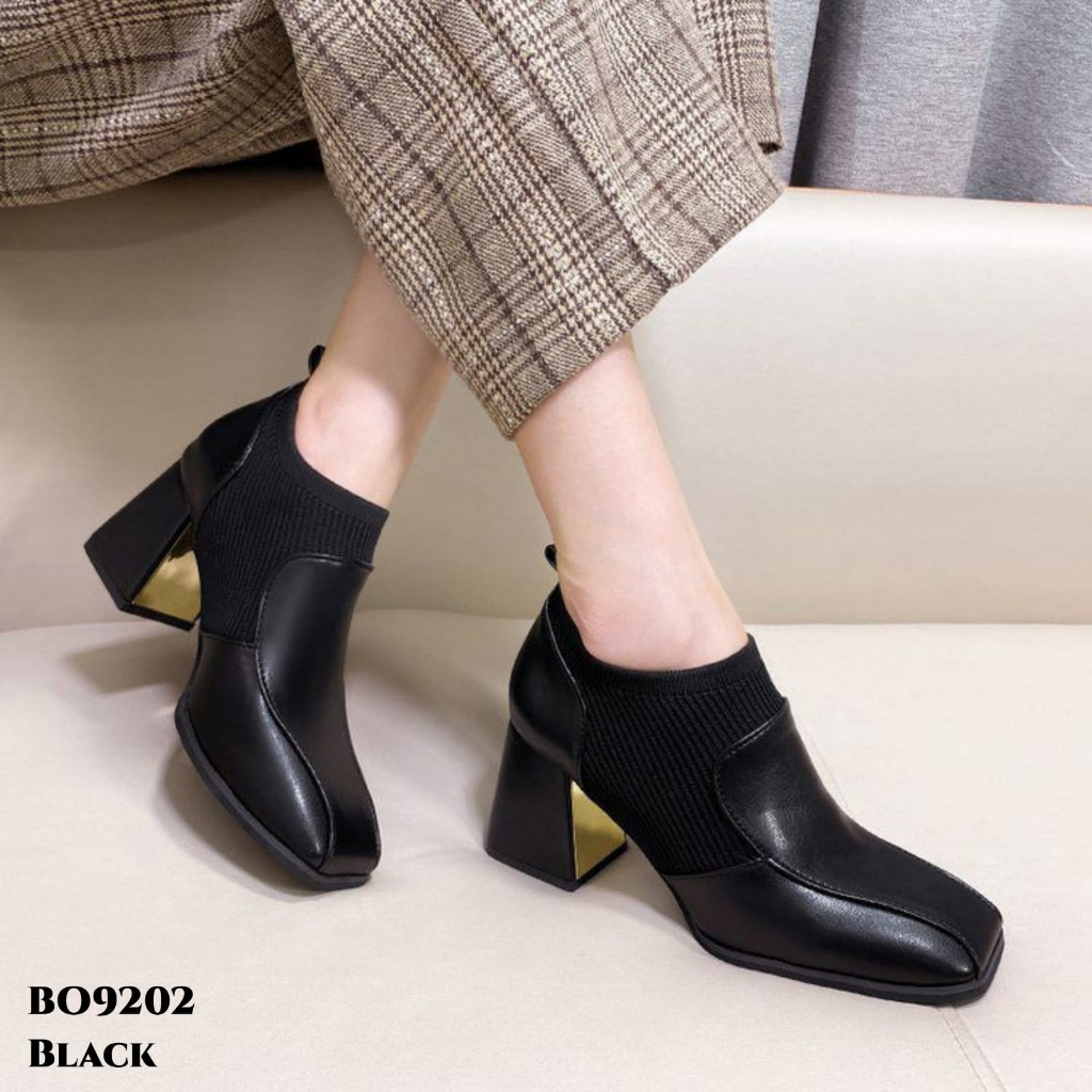 WYN SEPATU BOOTS HEELS KOREA BO9202