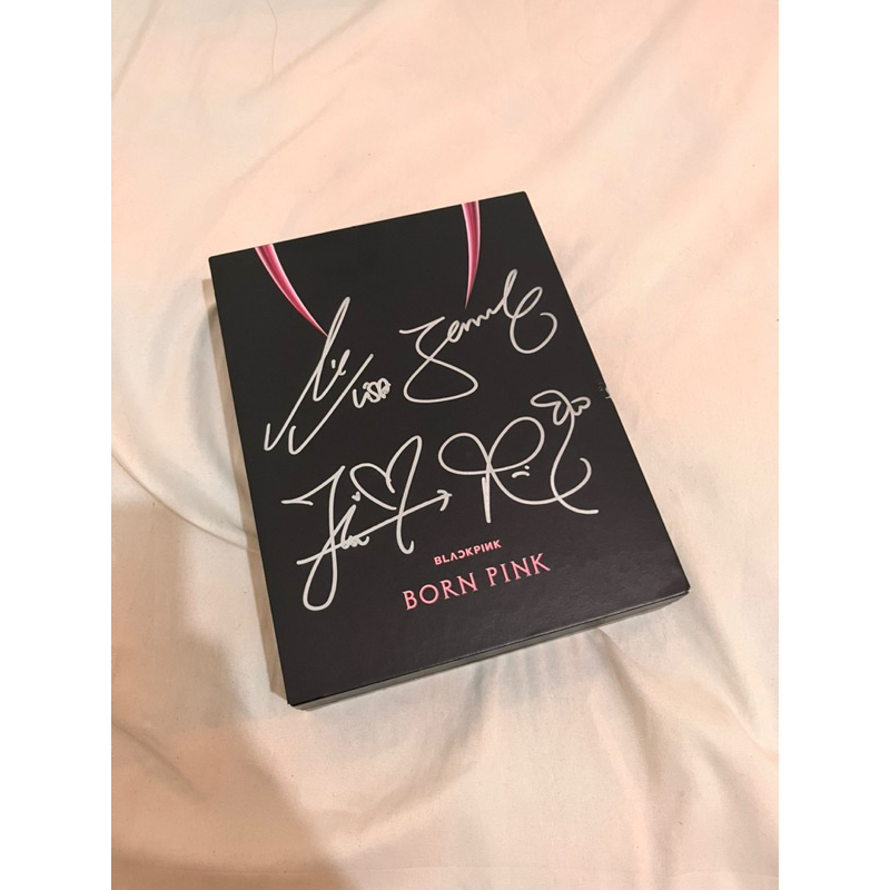BLACKPINK “BORN PINK” Signed Album