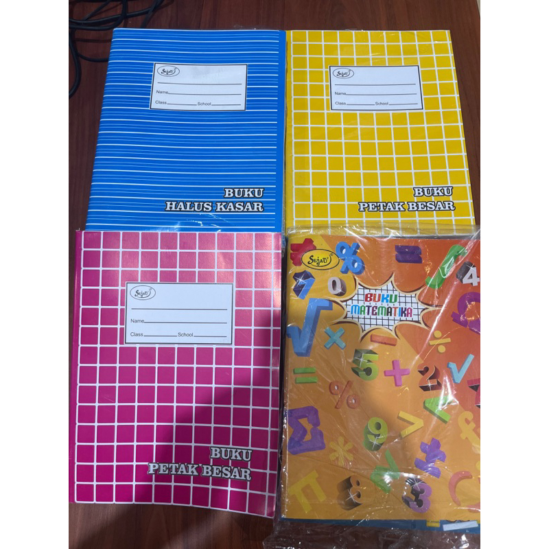 

Buku tulis matematika, petak besar, halus kasar