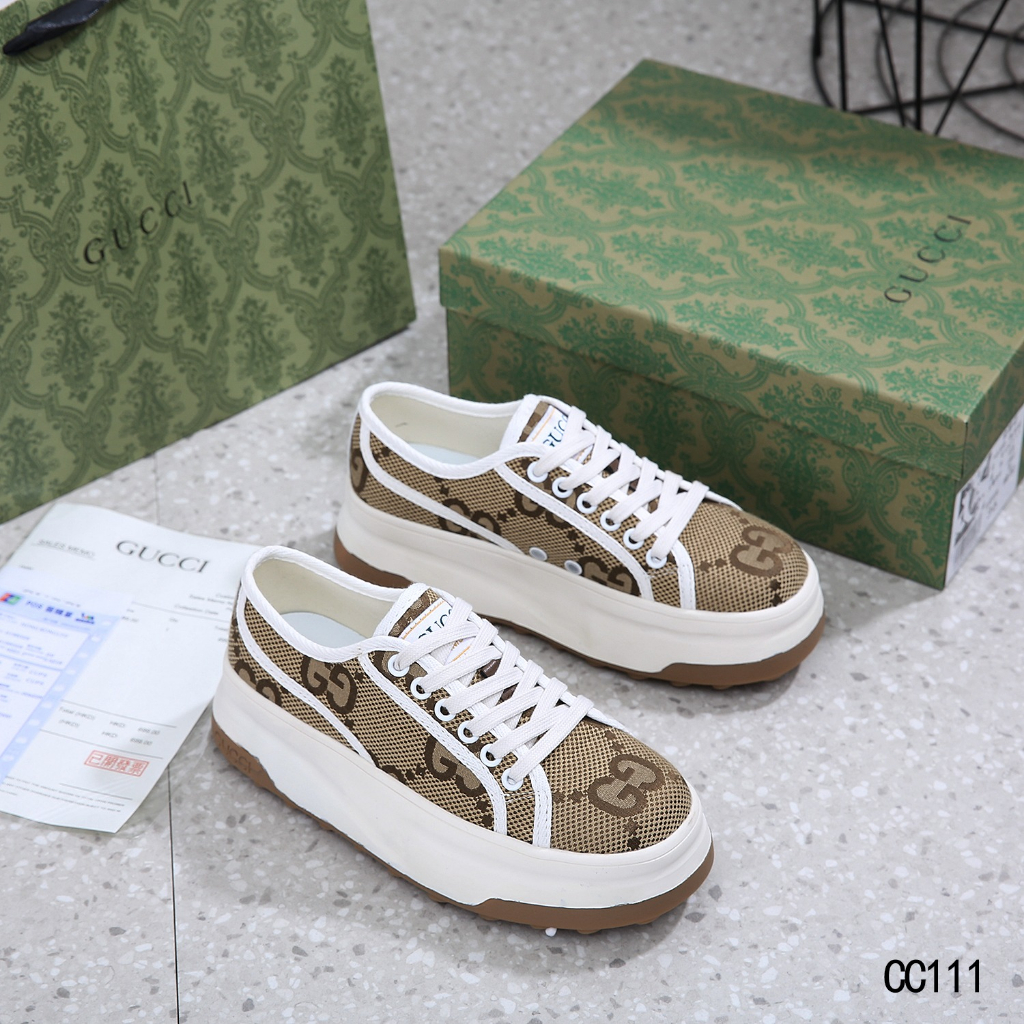 GC CC111 Low-top Sneakers