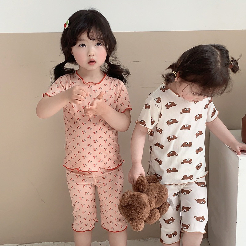 Piyama dua potong/pakaian kasual untuk anak/baju tidur anak/pakaian anak import setelan anak import