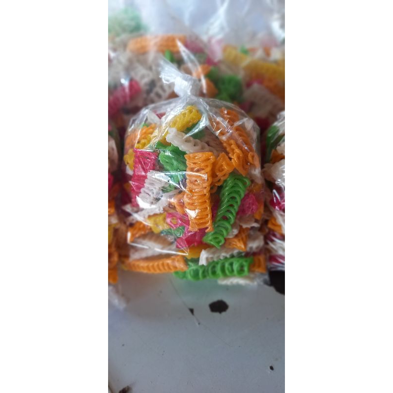 

kerupuk mentah bentuk mawar