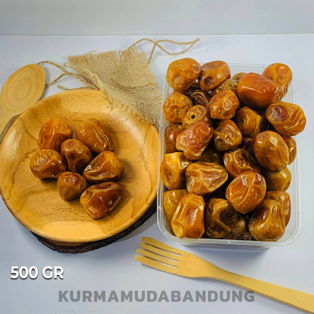 

KURMA RAJA SUKARI AL QASSIM PREMIUM / SUKKARI BASAH AL QASEEM