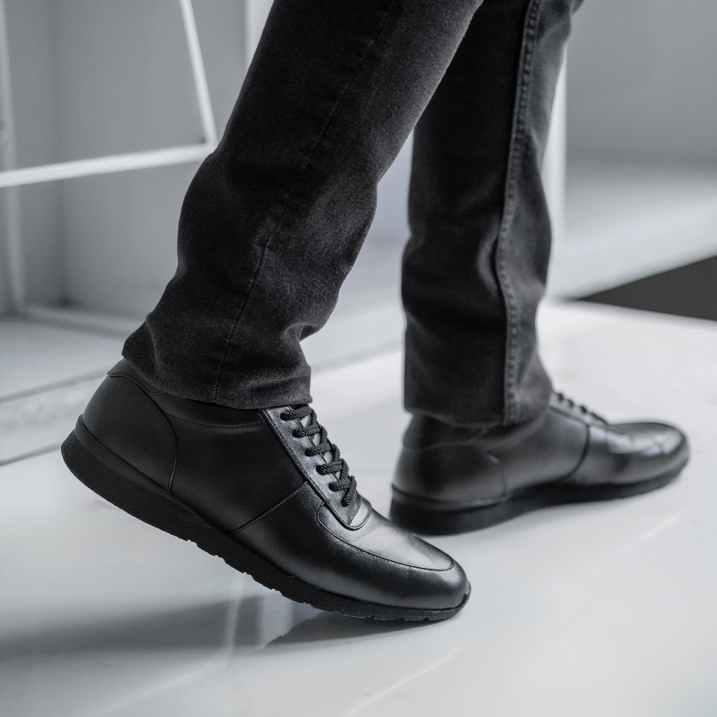 Sepatu Sneakers Pria Casual Shoes Men Cowok Sekolah Kuliah Kerja Kantor Hangout Original Reyl Alegro Full Black