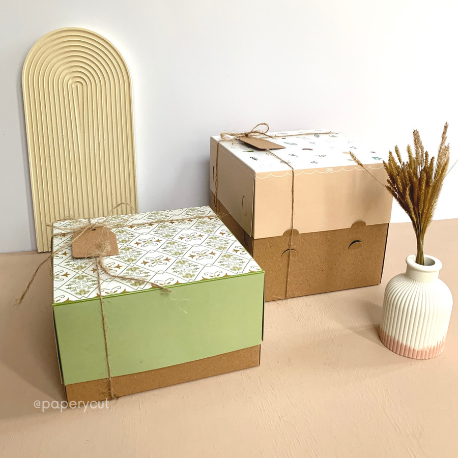 

Box Dus Kotak Packaging Toples Kue Cookies 18 x 18 - 4 Jar ECO