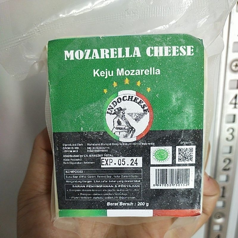 

Keju Indochesse Mozarella 200gr Indocheese